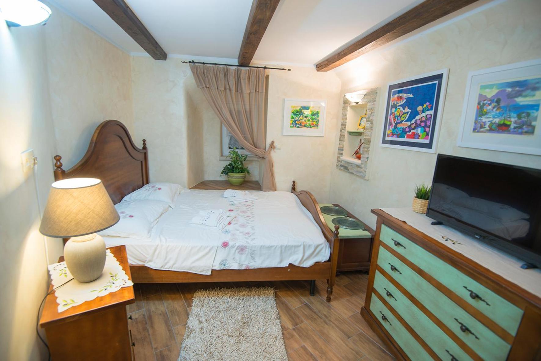 Apartment & External Bedroom Diana Baska  Exterior photo